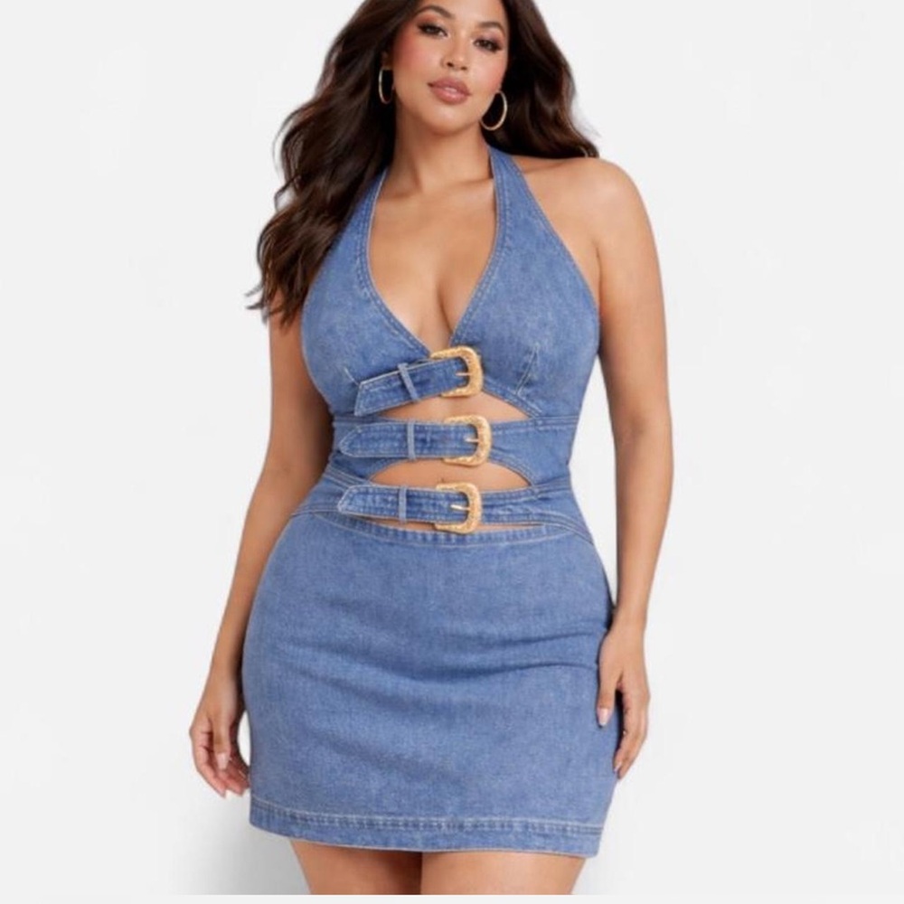 Commense Halter Neck Buckle Detail Denim Dress - Picture 2 of 9